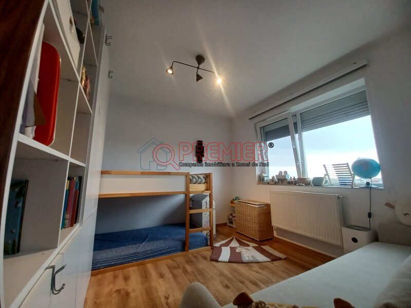 Metrou Aparatorii Patriei, apartament 4 camere, oferta de sarbatori