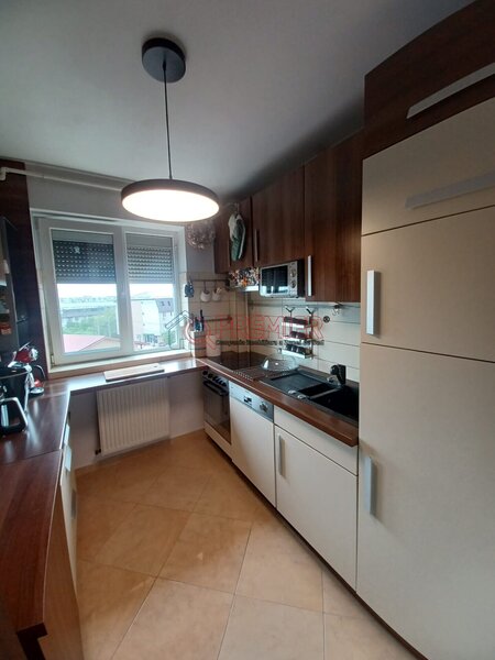 Metrou Aparatorii Patriei, apartament 4 camere, oferta de sarbatori